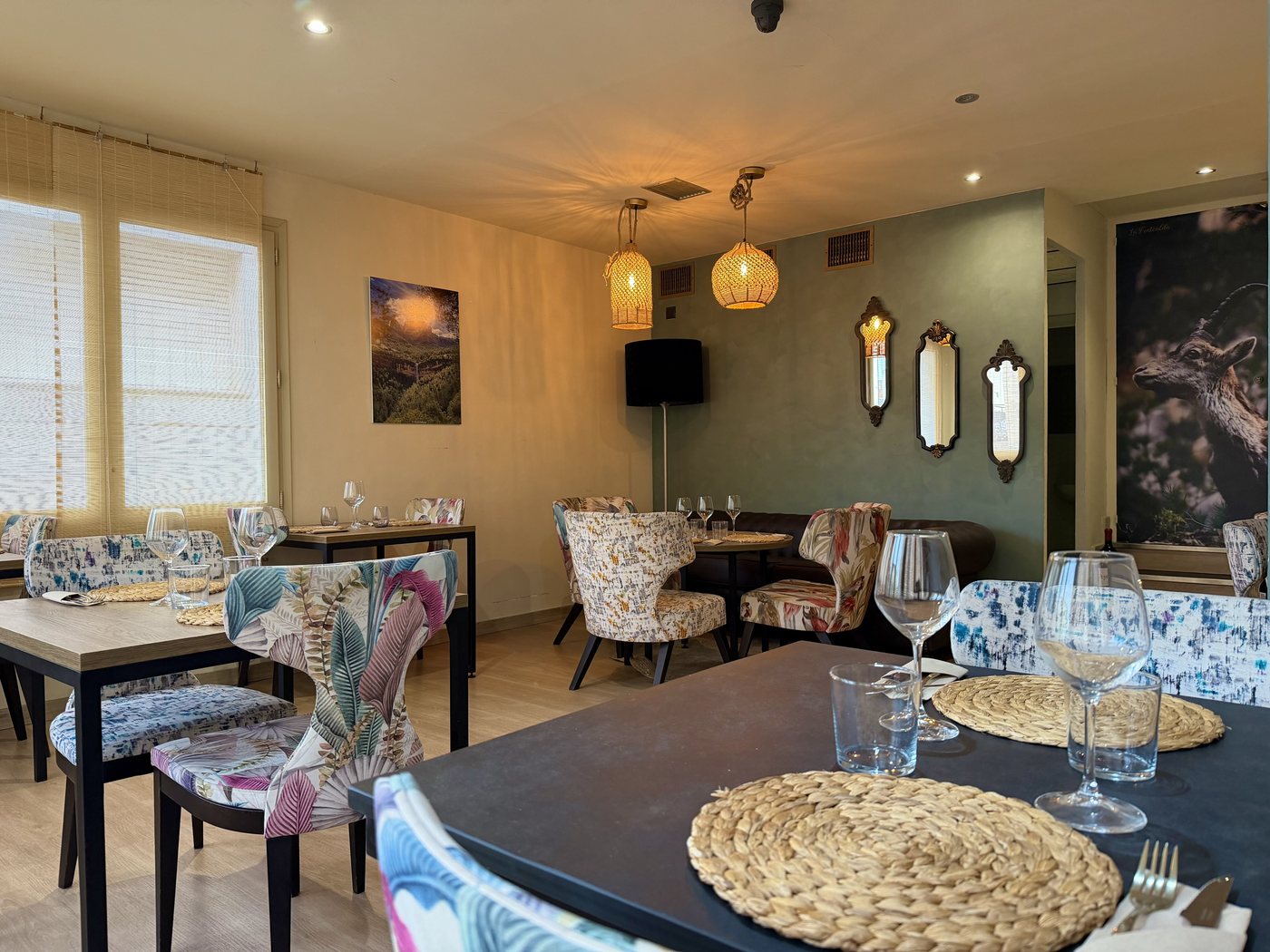 Sala del restaurant Salvaje